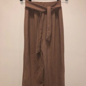 Wide leg pants with front tie